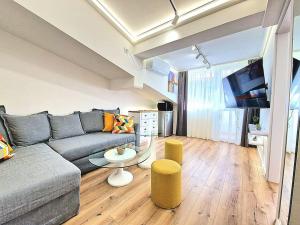 Art Apartment + 2BD parking space