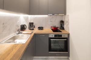Anassa 2 City Center Apartment