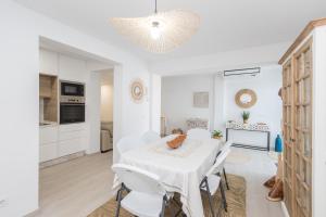 Sea Views Private Terrace 2BR House near the Beach