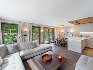 Appartement Neuf, Jardin Privé, 3 Chambres, Megève Mont dArbois - FR-1-569-73