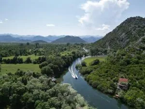Wild Beauty house Skadar lake - Бериславци