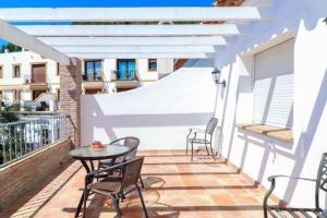 Benahavis Village House sleeps 8