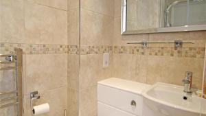 Redcliffe Apartments I