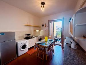 ⋆⋆⋆⋆⋆ [IN CENTRO] 6 persone, ampio e tranquillo appartamento completo img12