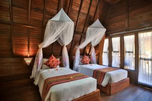 Phòng Hai Giường Đơn Loại Sang (Deluxe Twin Room)