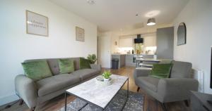 Modern 2-Beds - City Centre - FREE Wi-Fi - New -