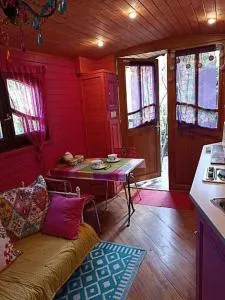 Roulotte des Alpilles - 莫桑莱阿尔皮莱