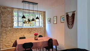 Maisons de vacances La Buissonniere Maison Authentique Au Coeur du Village : photos des chambres
