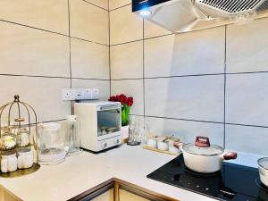 Hanns Spacious Balcony&SwimPool with FREE Netflix-6pax