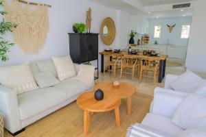 Impressive brand new townhouse in El Romeral Calahonda