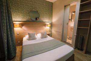 Hotels Hotel du Dauphin : photos des chambres