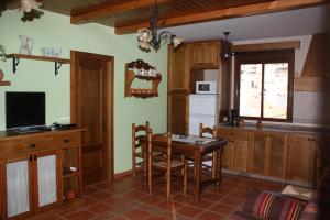 APARTAMENTOS Y HABITACIONES RURALES "El Corral"