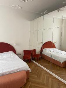 MIRO Rooms Skolas - quiet chic, free parking, self check-in