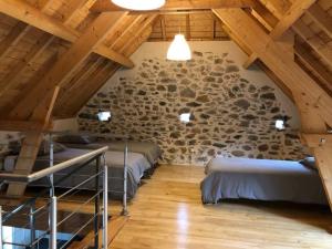 Maisons de vacances Grange renovee en pleine nature. : photos des chambres