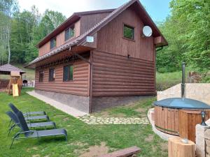 Chata u Michala- neakceptujeme mladé partie