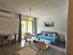 Appartements St Mandrier Pin Rolland T1 37m2 avec Terrasse Wifi-Clim-Parking, Plage a 200 m : photos des chambres