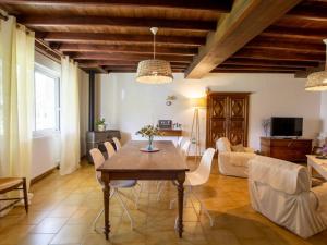 Maisons de vacances Gite Tocane-Saint-Apre, 4 pieces, 6 personnes - FR-1-616-314 : photos des chambres