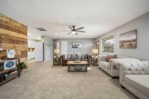 Muskogee Guest FavoriteHuge YardCoffee Bar! - Vian