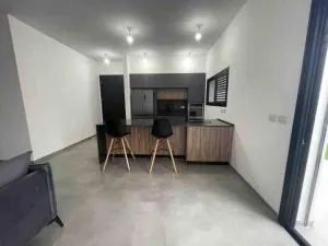 בית קרקע מפנק ומעוצב - Iksāl