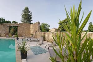Villas Villa renovee avec jacuzzi prive et piscine partagee : photos des chambres