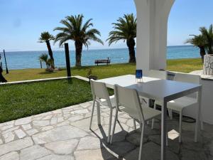 Seafront Family Apartment Poseidon