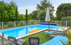 Maisons de vacances Nice Home In Beraut With Outdoor Swimming Pool, Wifi And 4 Bedrooms : photos des chambres