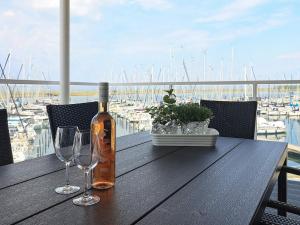 6 person apartment in Wendtorf