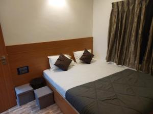 Hotel Sai Dakshina Inn & The Fern Restaurant