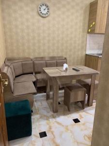 Tea’s Condo in the Heart of Tbilisi (3)