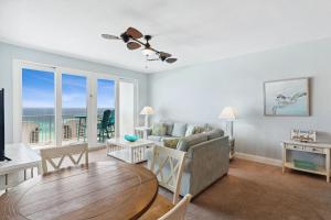 Laketown Wharf #1509 by Nautical Properties