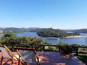 Douro Charming Chalet - Rio Mau