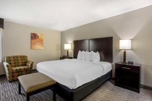King Suite - Non-Smoking room in Best Western Plus Jonesboro Inn & Suites
