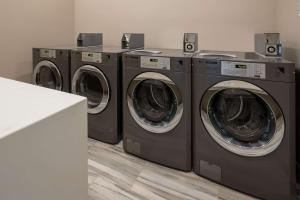 Best Western La Place Inn