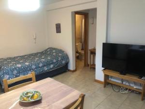 DEPARTAMENTOS Silvia