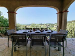 Villas Le Jardin des Olives : photos des chambres