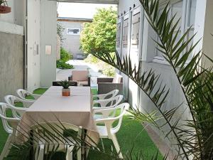 Maisons de vacances Gite Artenay, 5 pieces, 9 personnes - FR-1-590-269 : photos des chambres