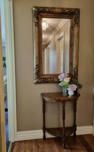 Noonan House, 5 bedrooms. Hop & skip to town