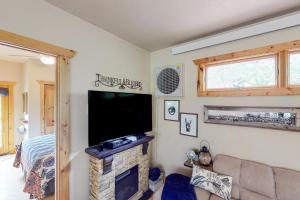 Mountain View Escape