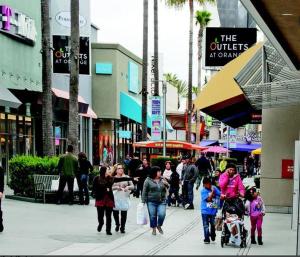 Lovely & coxy 2BR2BA! 5MIN to Disney!