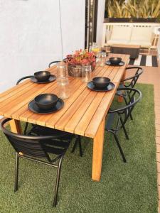 STUNNING Urban Farmhouse Minutes from Downtown