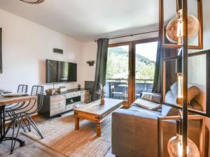 Appart rénové 4 pers, centre Les Gets, proche remontées, balcon, parking - FR-1-685-70