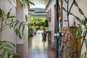 Belle Escapes Luxury Reef Villa Palm Cove