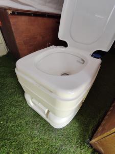 canary van for drive, near to TFS Mercedes MB