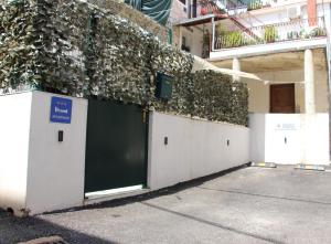 Center Apartment with Terrace and Free Parking 