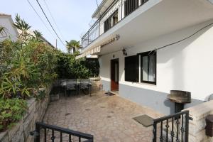 House Zbasnik 