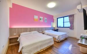 Phòng 4 Người có Sân hiên (Quadruple Room with Terrace)