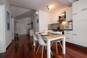 Villa Mascagni Modern Seaview Appartment