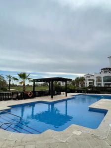APARTAMENTO DE LUJO EN PLANTA BAJA CON PISCINA EN LA TORRE GoLF RESORT