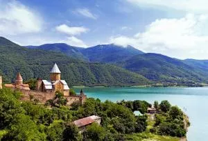 Georgia - Akhalubani