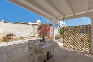 Villino Girasoli by BarbarHouse